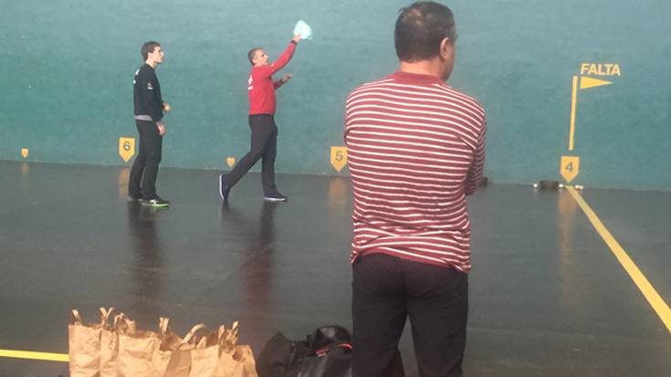 Ezkurdiak eta Artolak ostiraleko Altsasuko partidarako pilotak aukeratu zituzten