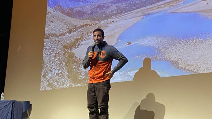 Alex Txikonen "menditazioak" Etxarri Aranatzen