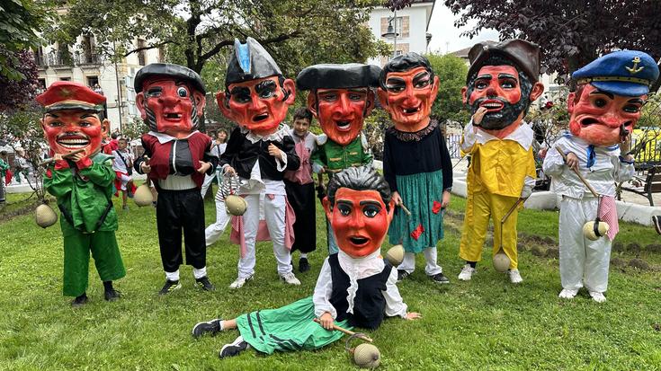 Txistulari eta Astoa buruhandien aurkezpena