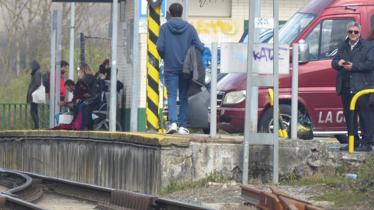 Arabako Lautadako tren zerbitzuaren erabiltzaileendako informazio sistema berria