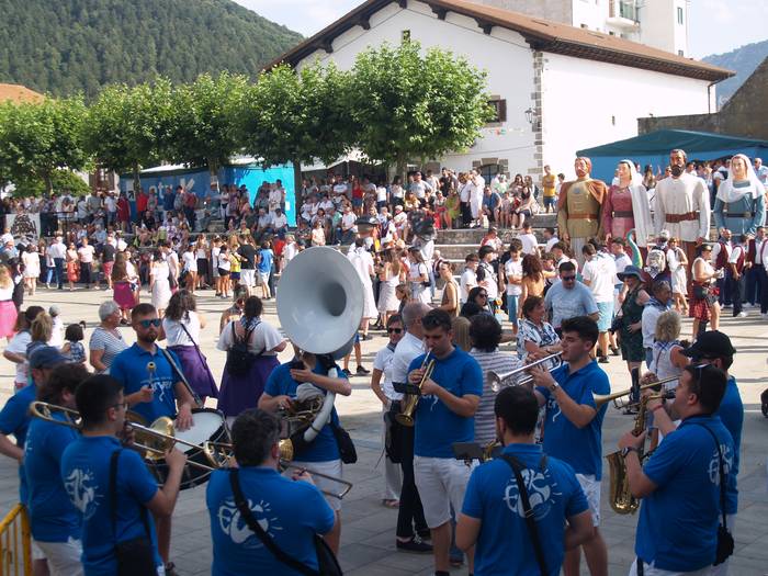 Irurtzun festetan da