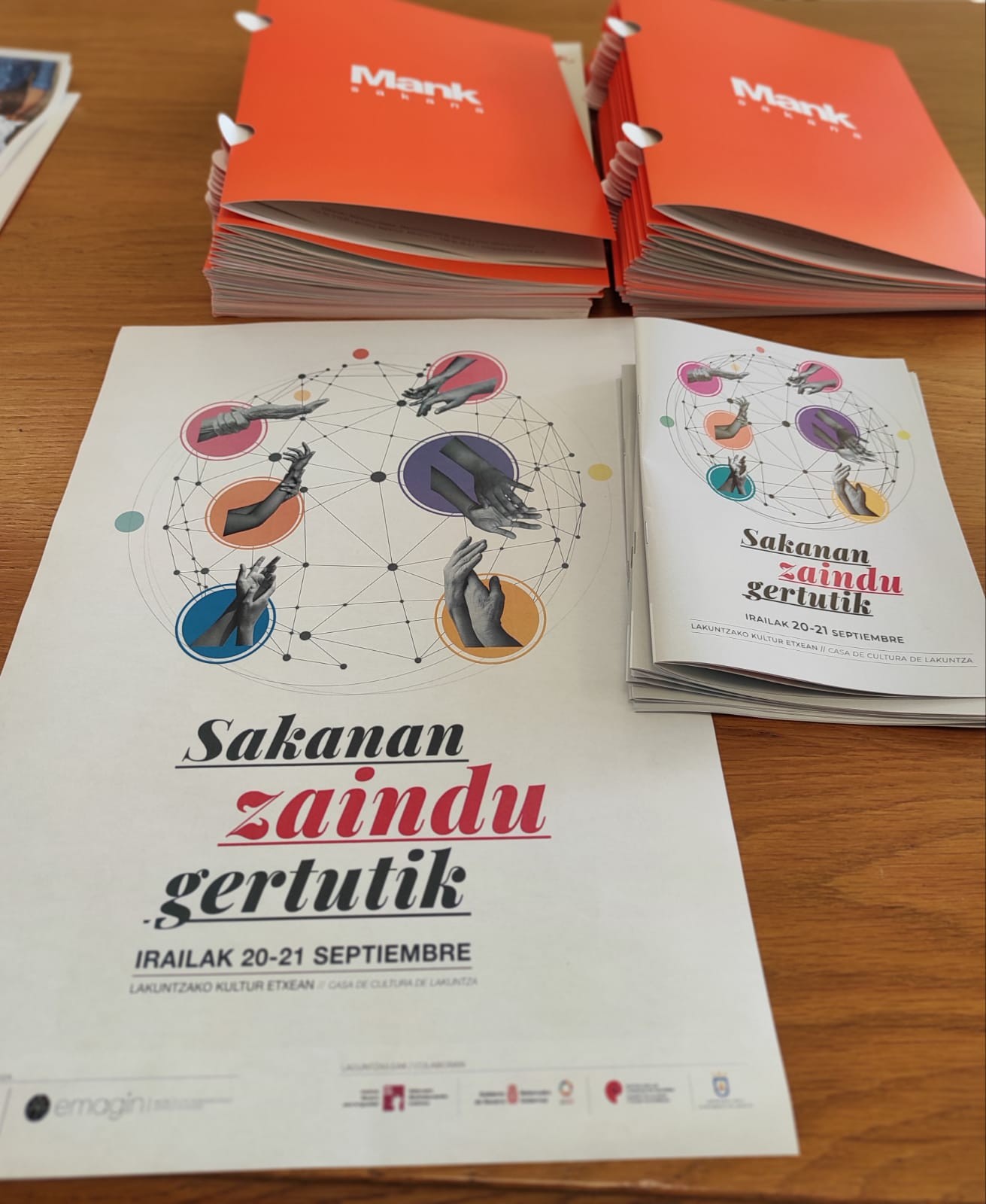 Zaintzak erdigunean jartzeko jardunaldiak