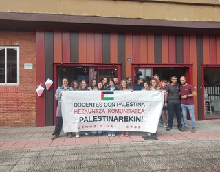 Hezkuntza zentroetan Palestinaren alde egin dute
