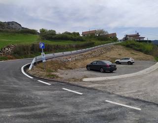 Disuasio aparkaleku bana Aizkorben eta Etxeberrin