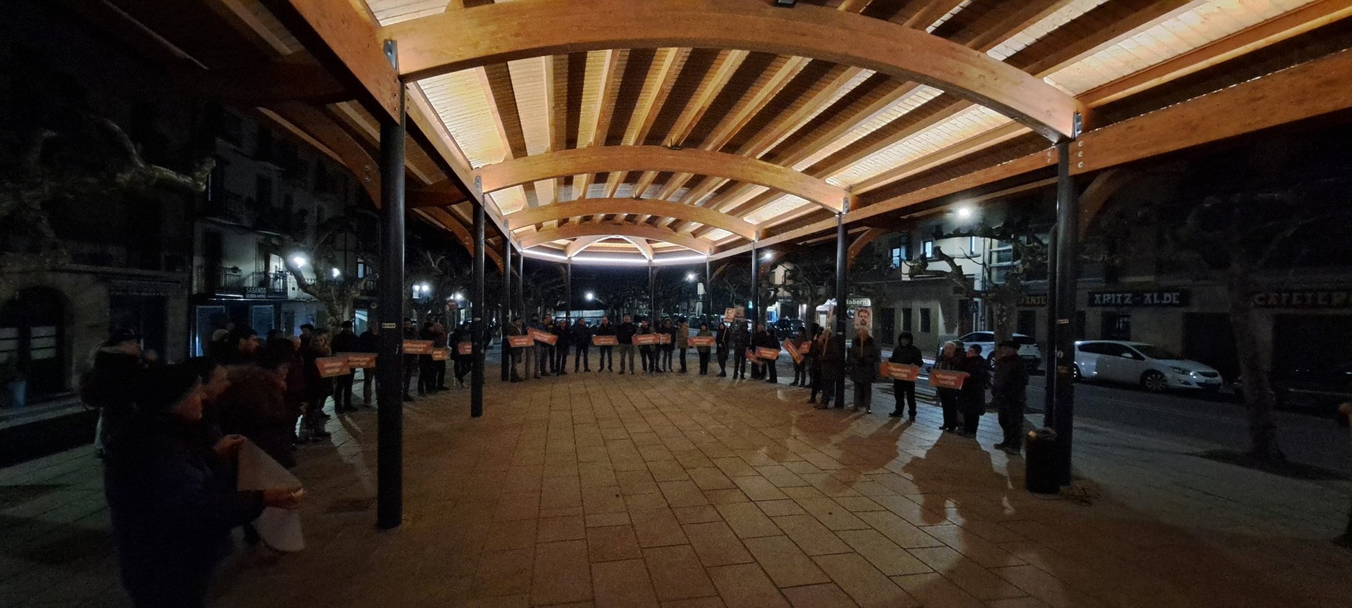 Karreraren espetxeratzea salatzeko, manifestazioa