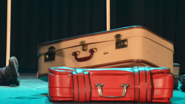 Pajaros Pintados eta El Teatro del Cuervo konpainien azken lana Olatzagutian