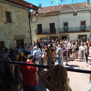 Lau festa egun Dorraon