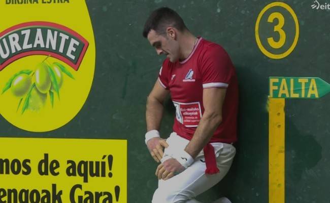 Zabalak Ezkurdia zanpatu zuen