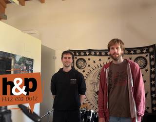 Hitz eta Putz Hartzak Zeruan taldearekin