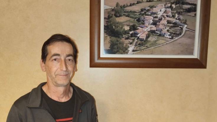 "Hemen alternatiba dago: autobusak gelditzea"