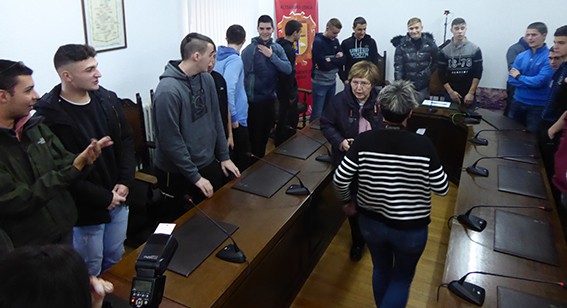 Kinto buruzagien aukeraketa - 10