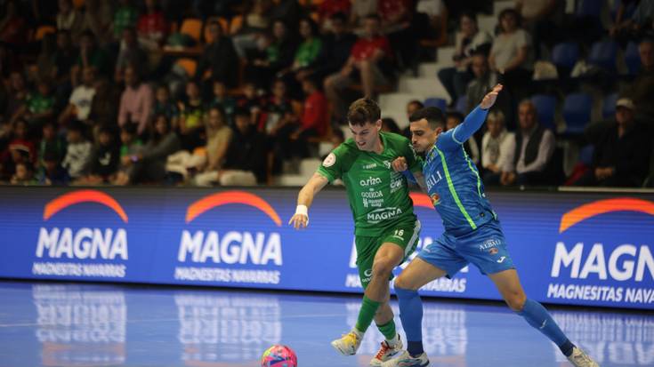 Xotak bi puntu ihes egiten utzi zituen