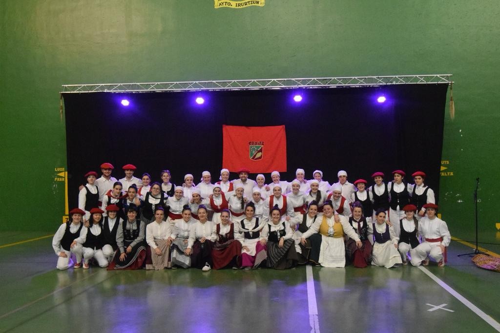 Euskal dantzen herria izan zen Irurtzun