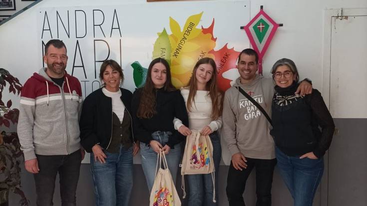 Gazte berriemaileak izanen ditu Etxarrik