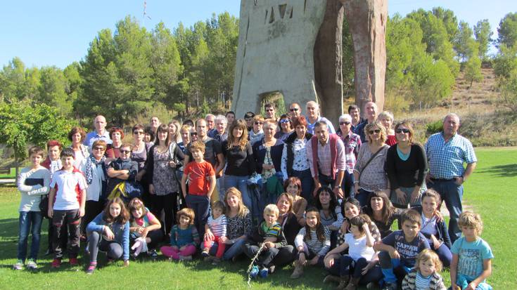 Urteurrena bete duen ezinbesteko liburu batez 