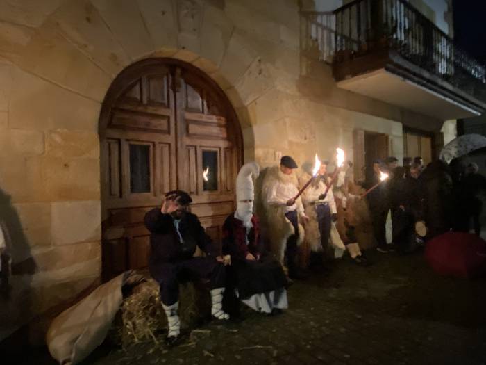 Ongi etorri Olentzero eta Mari Domingi!