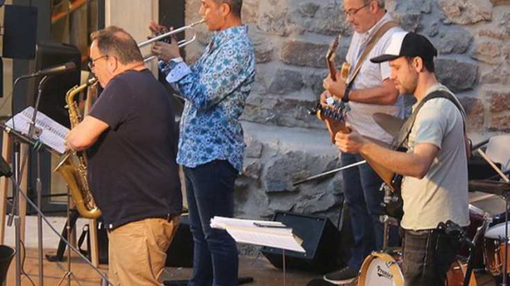 Musika udako arratsaldean