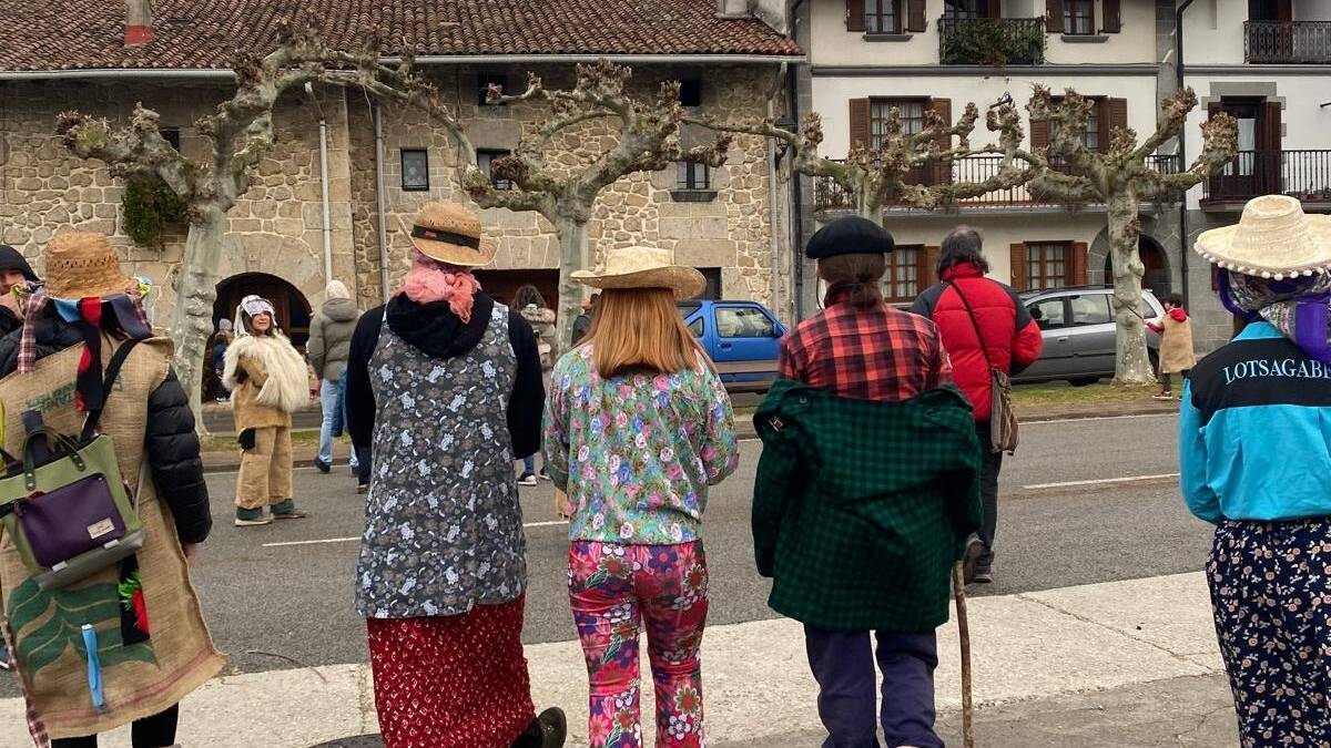 Arbazuarrak igandean mozorrotuko dira