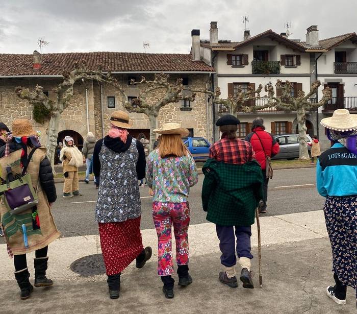 Arbazuarrak igandean mozorrotuko dira