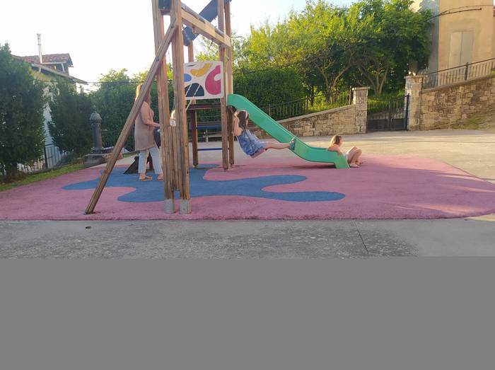 Eusfera, haurrendako unibertso euskaldunagoa eraikitzeko