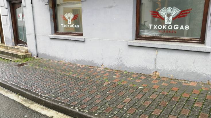 Motorzaleen topaketa
