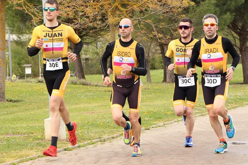Chamorro eta Bergara Bianako podiumean