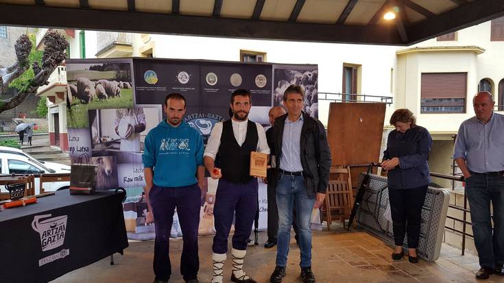 Albi gaztandegia Idiazabalen saritua 