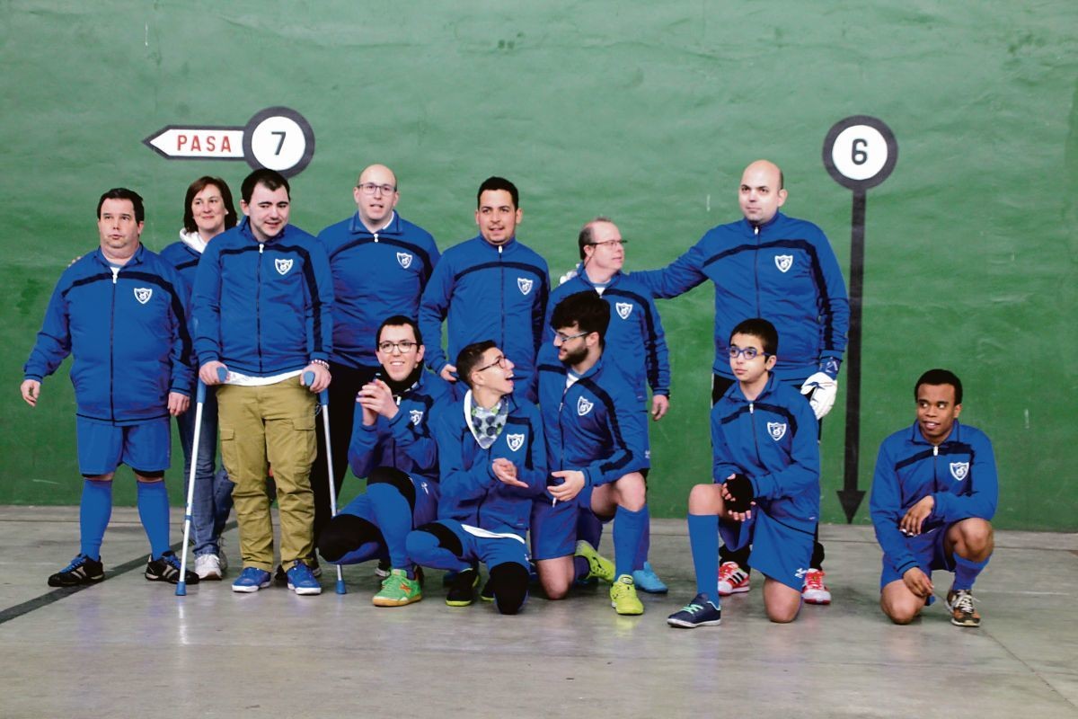 Lagun Artea, debut borobila