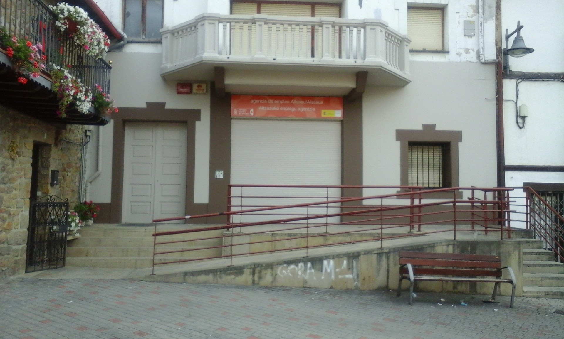Lau ikastaro formazio Sakanan, irailetik aurrera