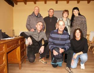 "Garbitu, txukundu eta jendea hartzeko prestatzen dugu"