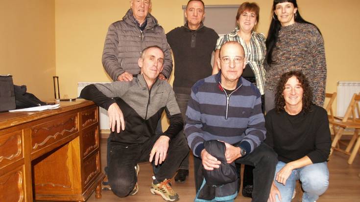 "Garbitu, txukundu eta jendea hartzeko prestatzen dugu"