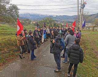 Iragarritako zundaketak salatu dituzte