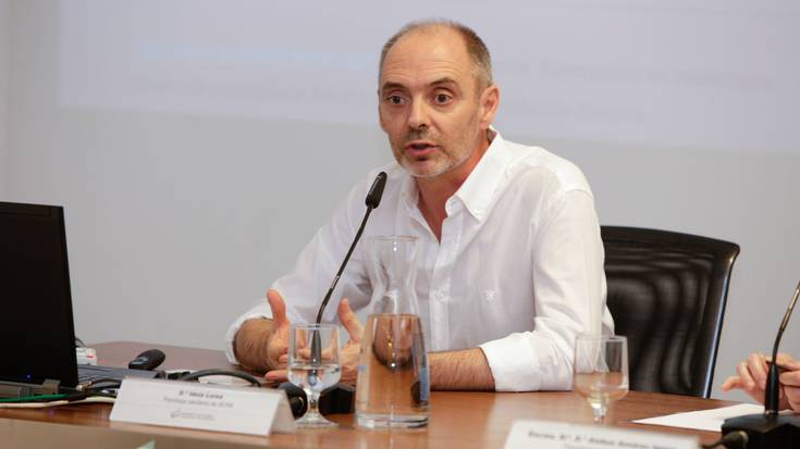 Klinikatik Parlamentura Alzheimerraz hitz egitera