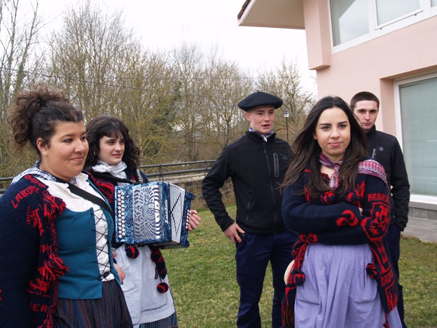 Bakaiku: Unai eta Unai, kintoak 