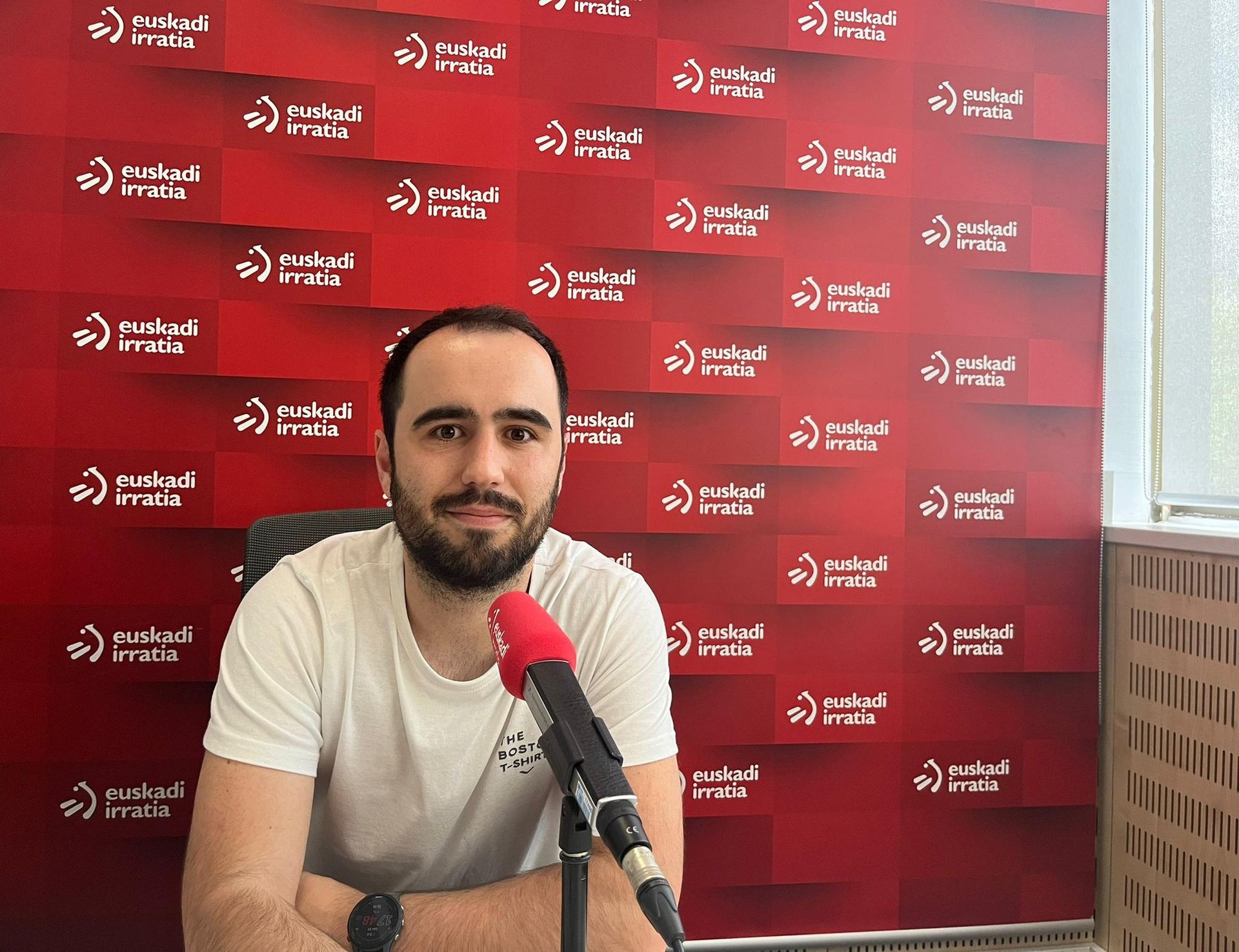 "Lehen planoan dauden kirolariak euskararekiko proaktiboak izatea oso garrantzitsua da"