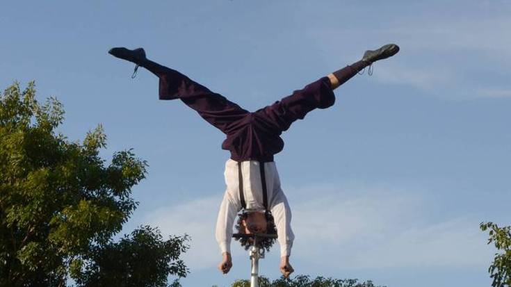 Zirko ikuskizuna Irurtzunen