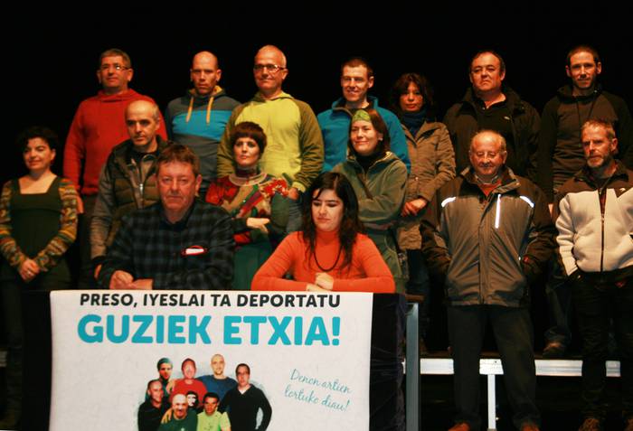 Preso, iheslari eta deportatu guztiak etxera!