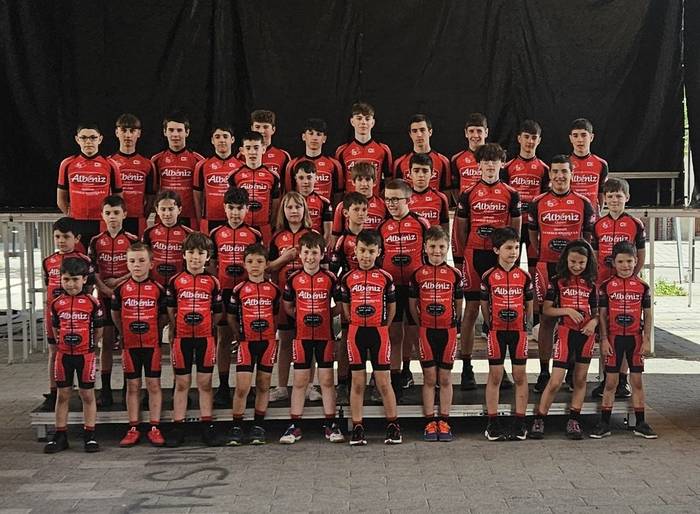 Burunda Txirrindularitza Taldearen aurkezpena