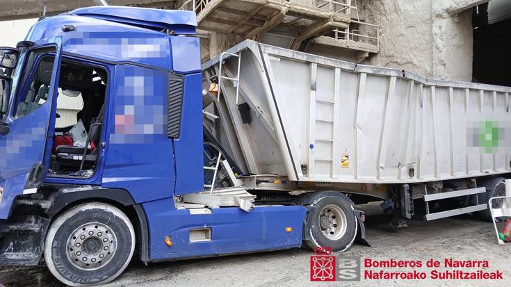 Kamioi gidaria lan istripuan zaurituta