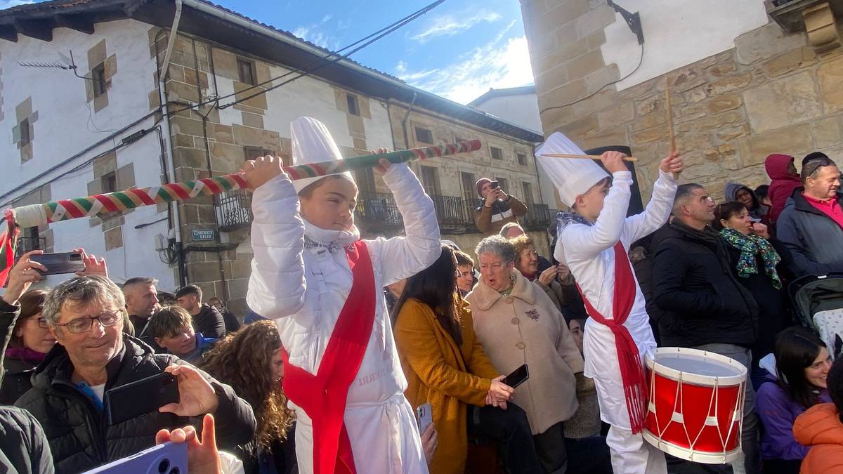 San Saastin festak ospatuko dituzte lakuntzarrek