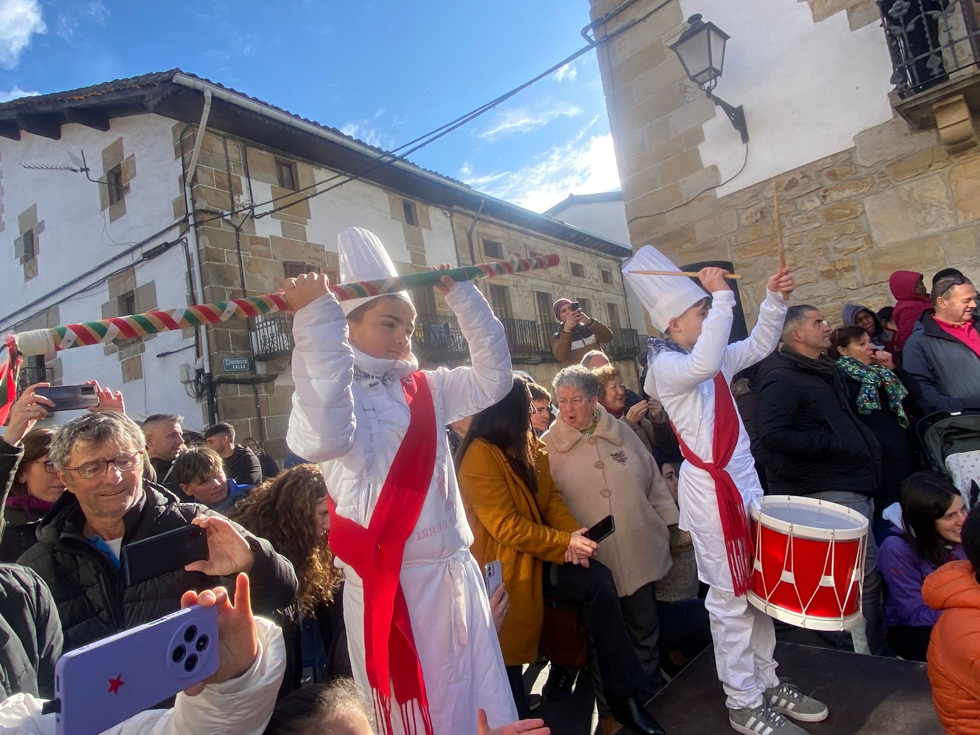 San Saastin festak ospatuko dituzte lakuntzarrek