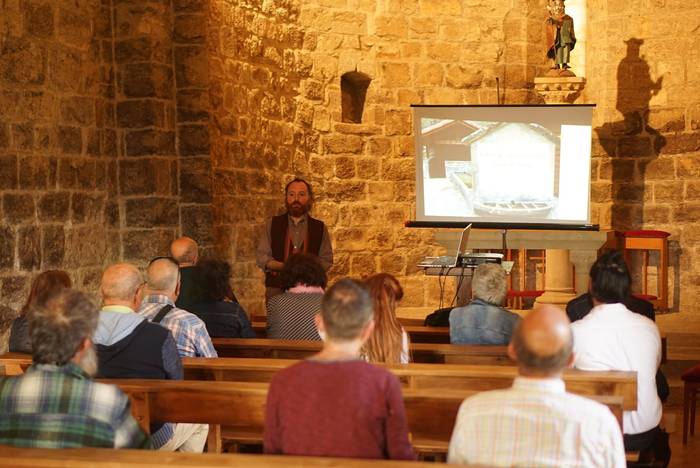 Arakilgo landa ondarea jasotzen duen liburua eskuragai dago