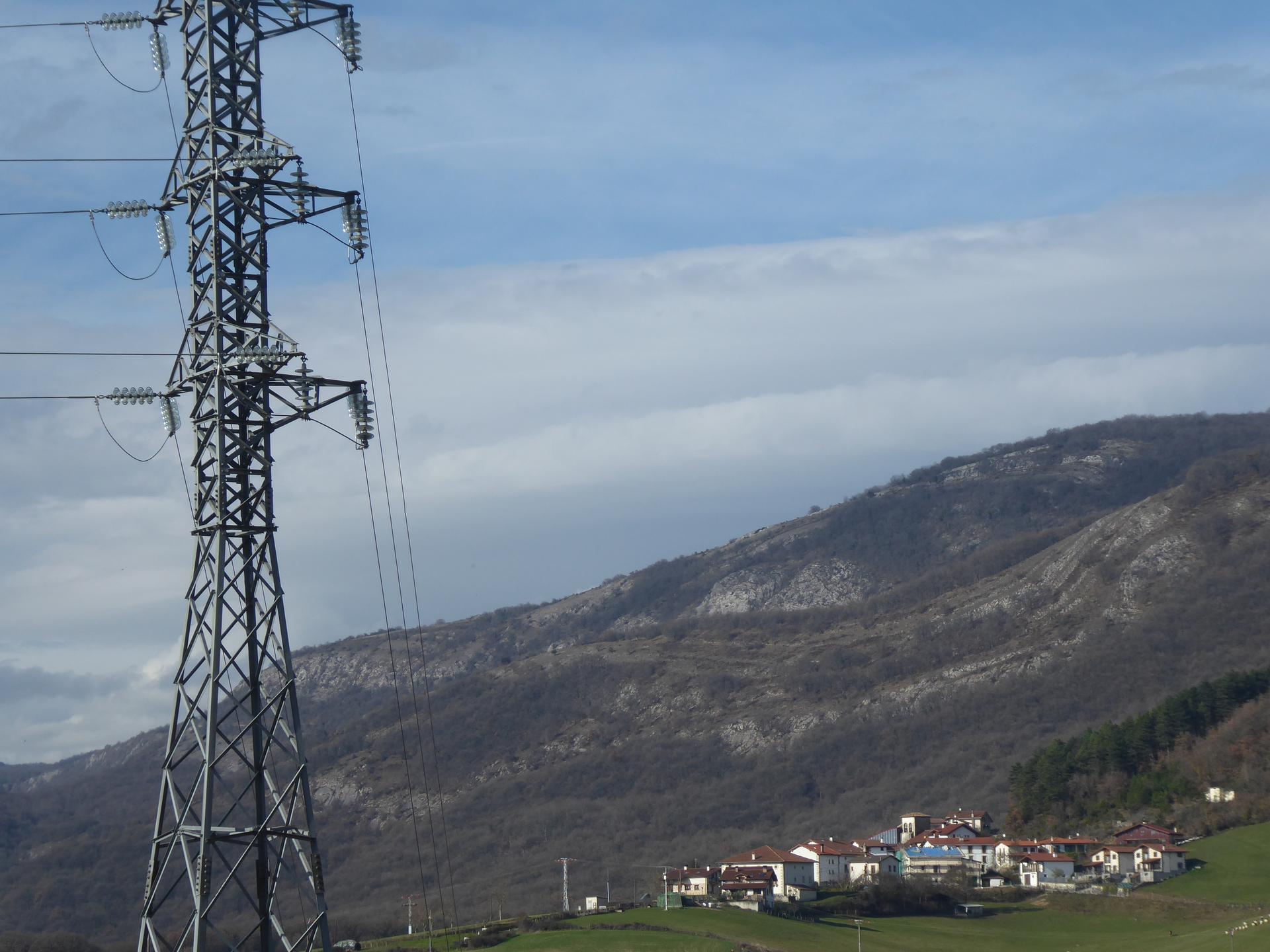 Gasbide proiektuko lanak gelditu du epaiak