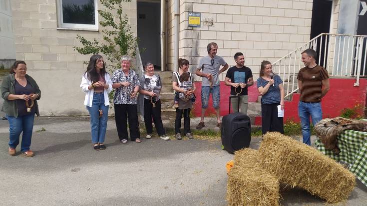 "Helburua komuna zen: hiltegia bizirik mantentzea"