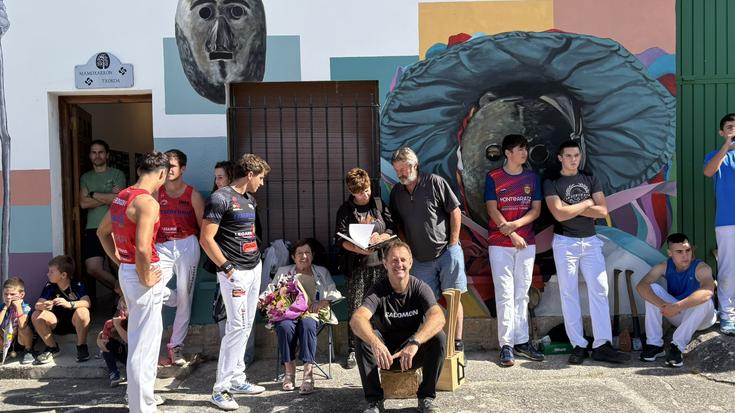 Juanito Erdoziaren omenez