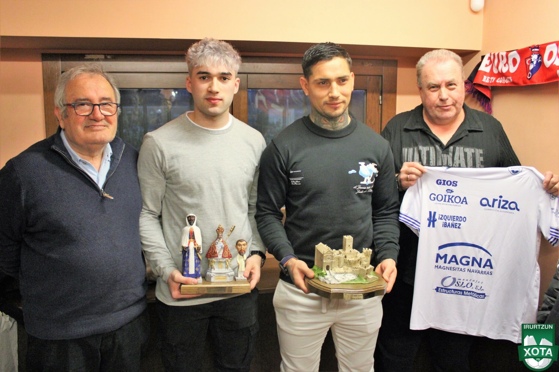 Termita berdea trofeoa, Ion Cerviñorendako