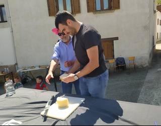 Gazta berria moztu du Ezkurdiak