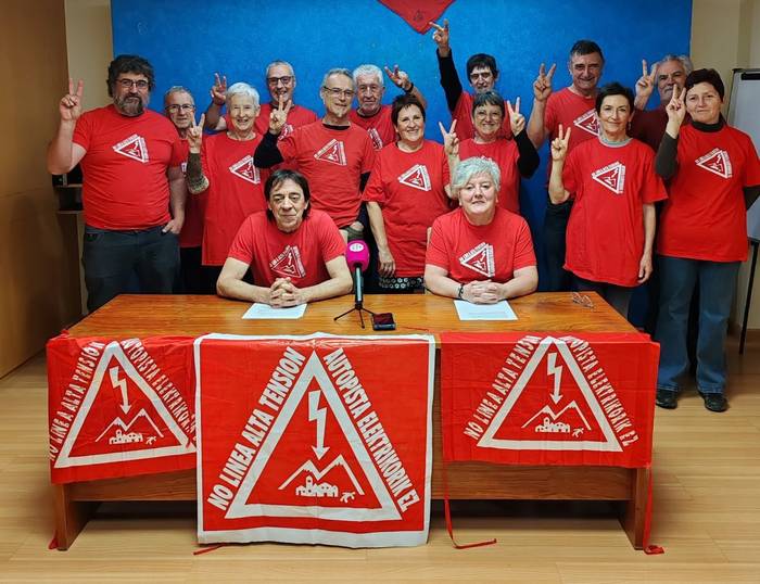 Atzera bota dute Forestaliaren proiektua