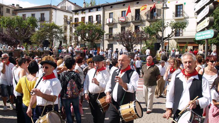 Altsasu festetarako kartel bila