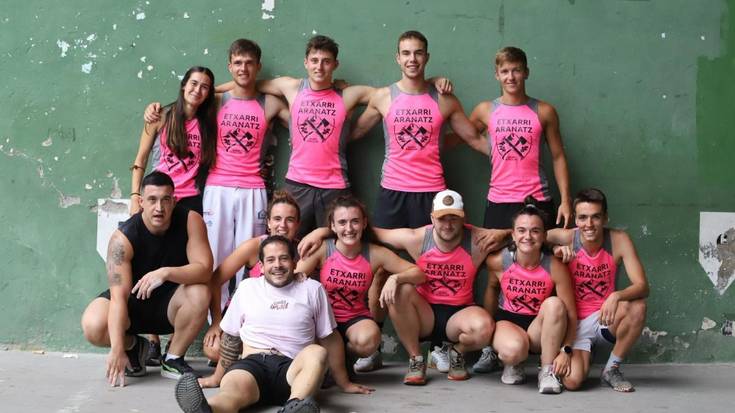 Herriz Herrikoan goitik hasi dira